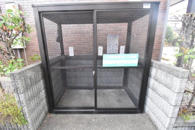 ��ʌ��������܎s���撬�J�R���ڂ̃A�p�[�g�̂��̑�