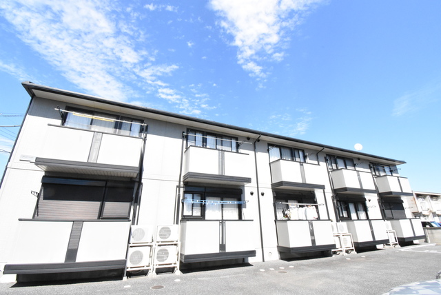 ��ʌ��������܎s�k����i���Q���ڂ̃A�p�[�g�̌����O��