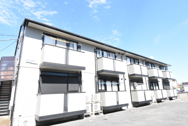 ��ʌ��������܎s�k����i���Q���ڂ̃A�p�[�g�̌����O��