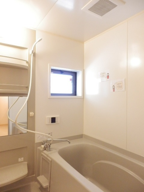 ��ʌ��������܎s�k��{�����̃A�p�[�g�̃o�X