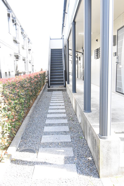 ��ʌ��������܎s�k����i���Q���ڂ̃A�p�[�g�̃G���g�����X