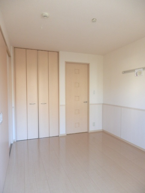 ��ʌ��������܎s�k��{�����̃A�p�[�g�̂��̑������E�X�y�[�X