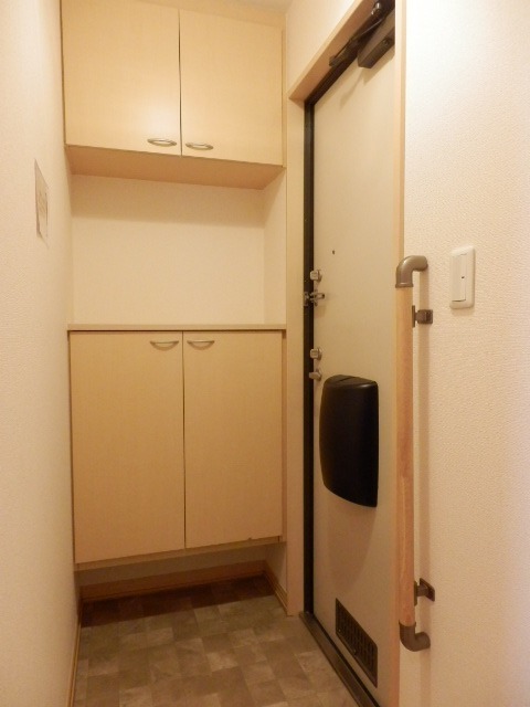 ��ʌ��������܎s�k��{�����̃A�p�[�g�̌���