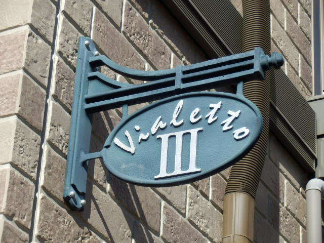 ��ʌ��������܎s�k��{�����̃A�p�[�g�̎���