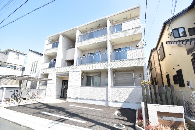 ��ʌ��������܎s����쌳�h�P���ڂ̃A�p�[�g�̌����O��