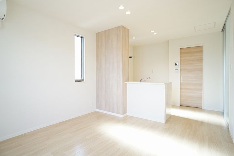 ��ʌ��������܎s�k����i���P���ڂ̃A�p�[�g�̋��ԁE���r���O