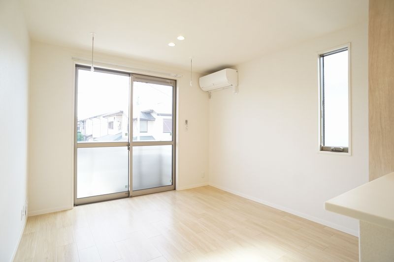 ��ʌ��������܎s�k����i���P���ڂ̃A�p�[�g�̋��ԁE���r���O