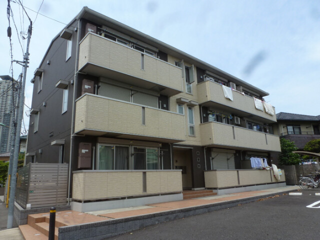 ��ʌ�����s�����R���ڂ̃A�p�[�g�̌����O��