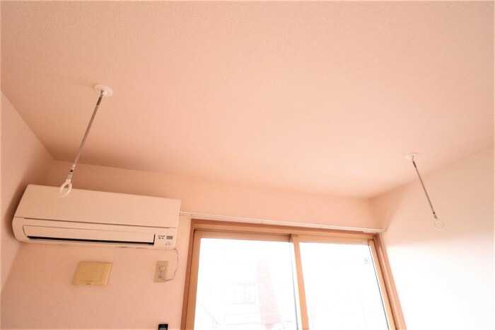 ��ʌ������s���h�S���ڂ̃A�p�[�g�̂��̑��ݔ�