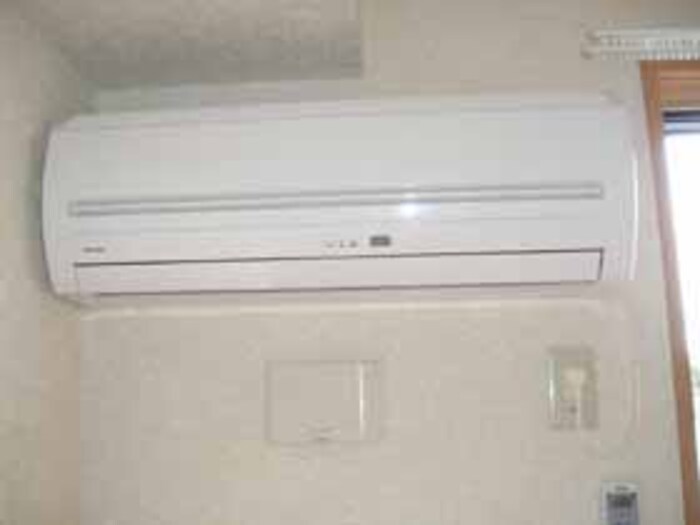 ��ʌ������s���h�S���ڂ̃A�p�[�g�̂��̑��ݔ�