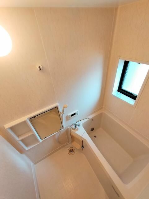 ��ʌ��������܎s���撆���P���ڂ̃A�p�[�g�̃o�X