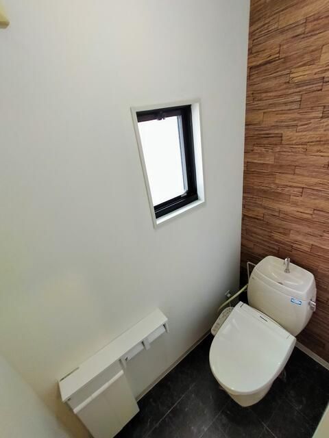 ��ʌ��������܎s���撆���P���ڂ̃A�p�[�g�̃g�C��