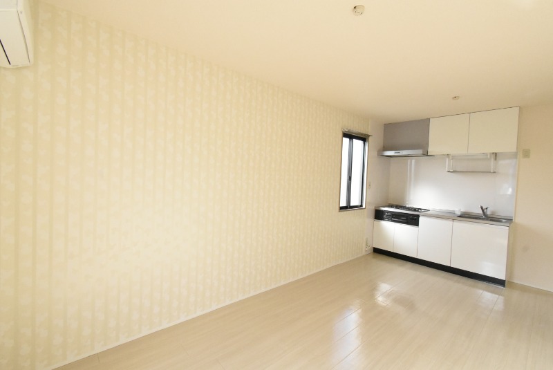 ��ʌ��������܎s������厚�ۃ���̃A�p�[�g�̋��ԁE���r���O