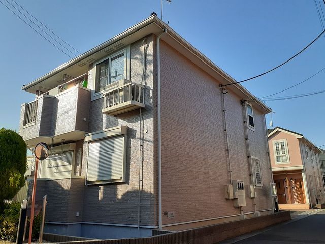 ��ʌ������s�������̃A�p�[�g�̌����O��