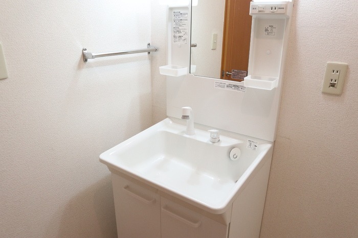 ��ʌ�����s�˒˓��S���ڂ̃A�p�[�g�̐��ʏ�