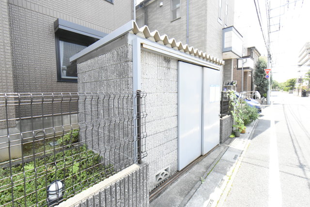 ��ʌ�����s�˒˓��S���ڂ̃A�p�[�g�̂��̑�