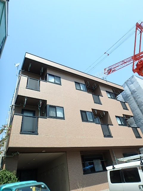 ��ʌ��������܎s�������˂S���ڂ̃}���V�����̌����O��