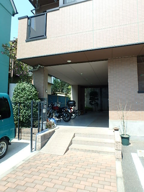 ��ʌ��������܎s�������˂S���ڂ̃}���V�����̃G���g�����X