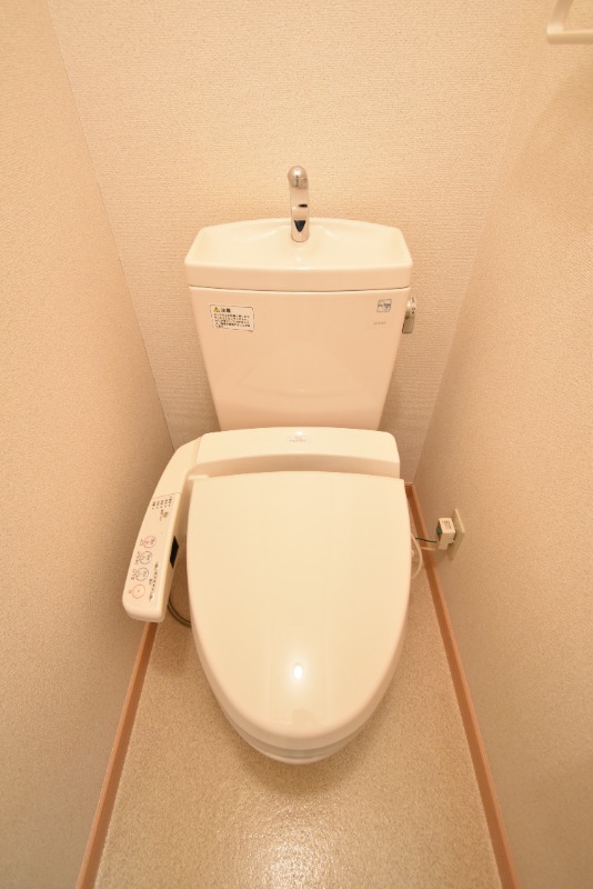 ��ʌ��������܎s��{��听���P���ڂ̃A�p�[�g�̃g�C��