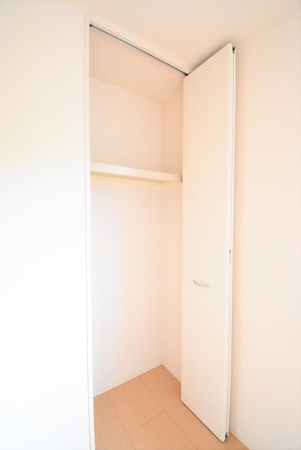 ��ʌ��z�J�s���R���ڂ̃A�p�[�g�̎��[