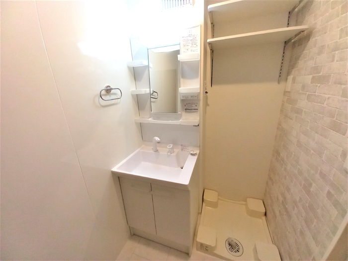 ��ʌ��������܎s��΋戤�����̃A�p�[�g�̐��ʏ�