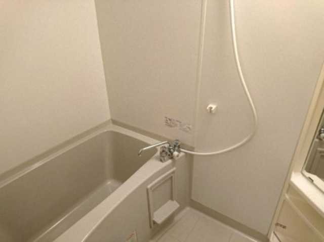 ��ʌ��������܎s��΋搼���S���ڂ̃A�p�[�g�̃o�X