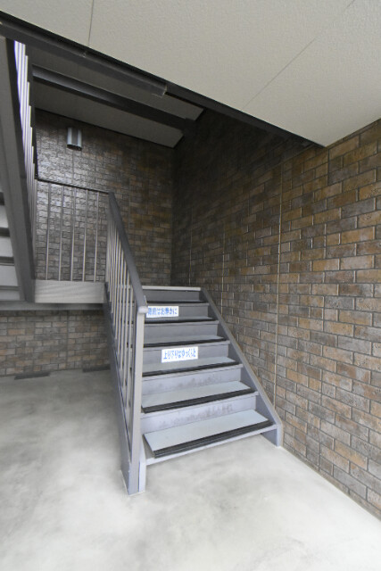 ��ʌ��������܎s��΋搼���S���ڂ̃A�p�[�g�̃G���g�����X