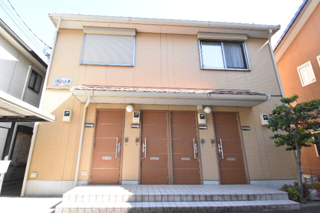 ��ʌ��������܎s�Y�a��k�Y�a�Q���ڂ̃A�p�[�g�̌����O��