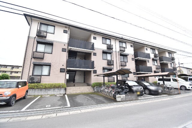 ��ʌ��������܎s��{��O���S���ڂ̃A�p�[�g�̌����O��