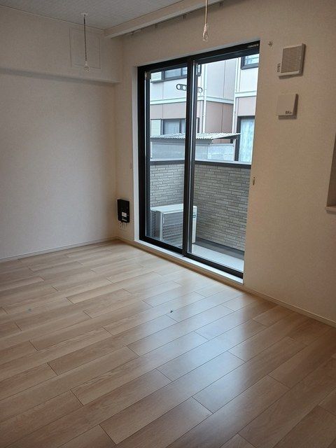 ��ʌ��������܎s�����擌��{�P���ڂ̃A�p�[�g�̋��ԁE���r���O