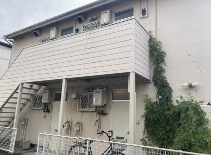 ��ʌ��������܎s�������a�c���Q���ڂ̃A�p�[�g�̌����O��