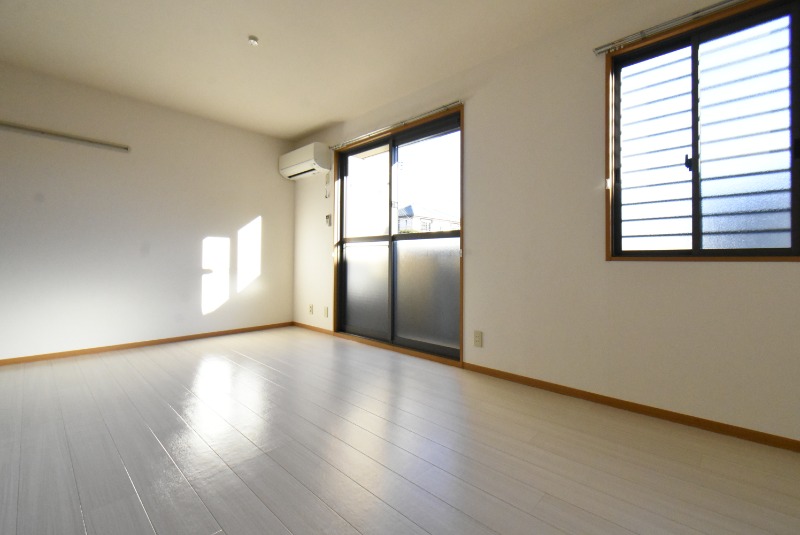 ��ʌ��������܎s�k��g�쒬�Q���ڂ̃A�p�[�g�̂��̑������E�X�y�[�X