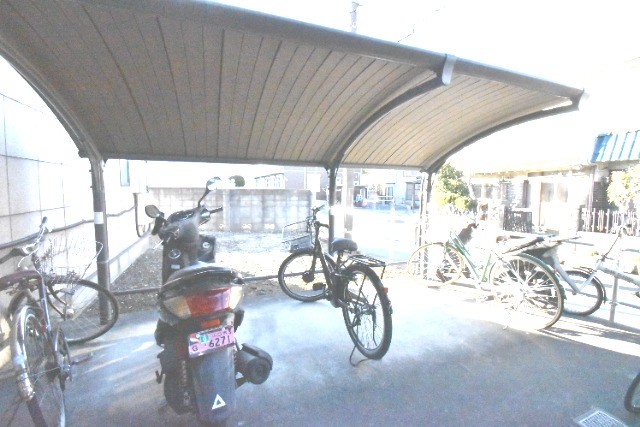 ��ʌ�����s�厚���̃A�p�[�g�̂��̑�