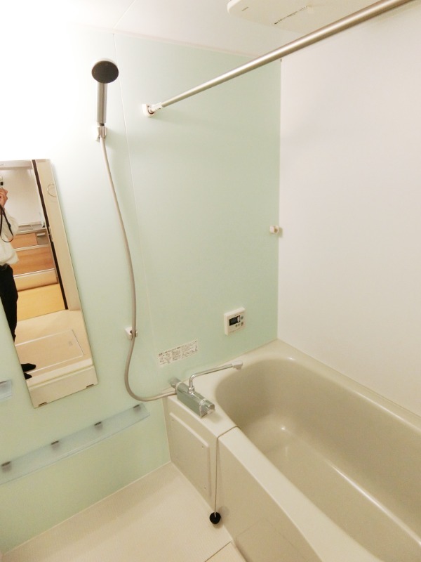 ��ʌ��������܎s�����擌��{�S���ڂ̃A�p�[�g�̃o�X