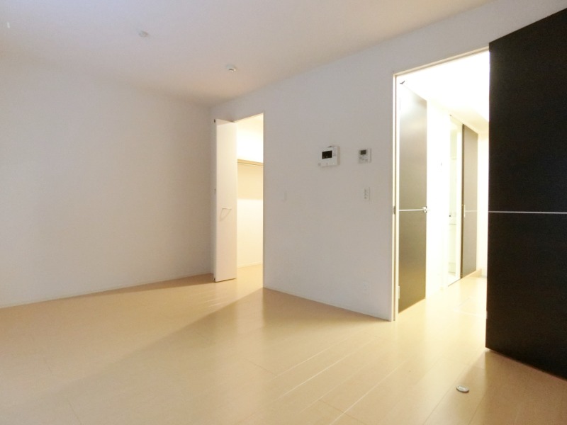 ��ʌ��������܎s�����擌��{�S���ڂ̃A�p�[�g�̂��̑������E�X�y�[�X