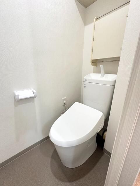 ��ʌ��������܎s������x�蒬�̃}���V�����̃g�C��