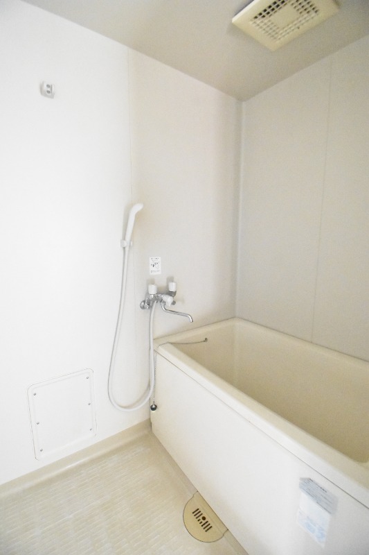 ��ʌ�����s�厚�����̃A�p�[�g�̃o�X