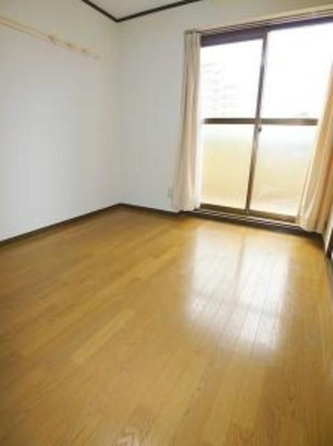 ��ʌ��������܎s�����擌��{�V���ڂ̃A�p�[�g�̋��ԁE���r���O