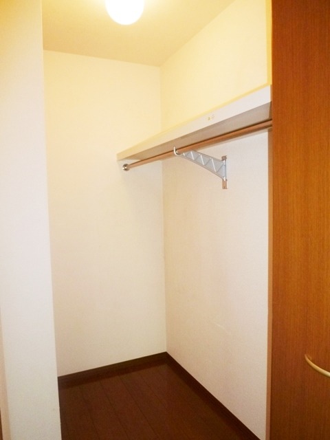 ��ʌ��������܎s�����擌��{�S���ڂ̃A�p�[�g�̎��[