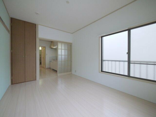 ��ʌ��������܎s�k��y�C���̃A�p�[�g�̂��̑������E�X�y�[�X