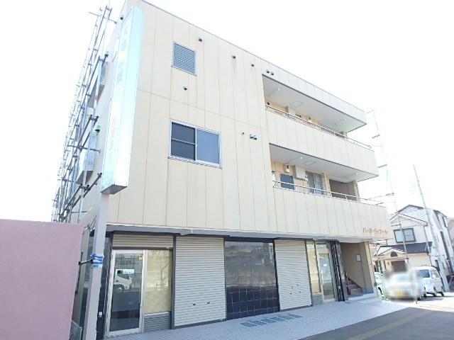 ��ʌ��������܎s��{����ؒ��S���ڂ̃}���V�����̌����O��