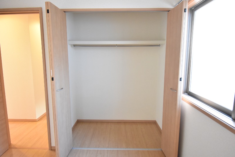 ��ʌ��������܎s�΋�厚��q�̈�ˌ��Ă̎��[