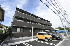 ��ʌ��������܎s�����擌��{�T����58-3�̃A�p�[�g�̌����O��