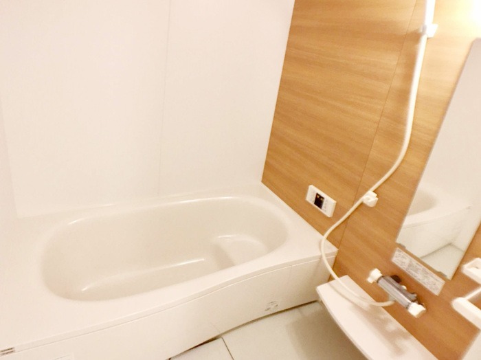 ��ʌ������s�ԌI�S���ڂ̃A�p�[�g�̃o�X