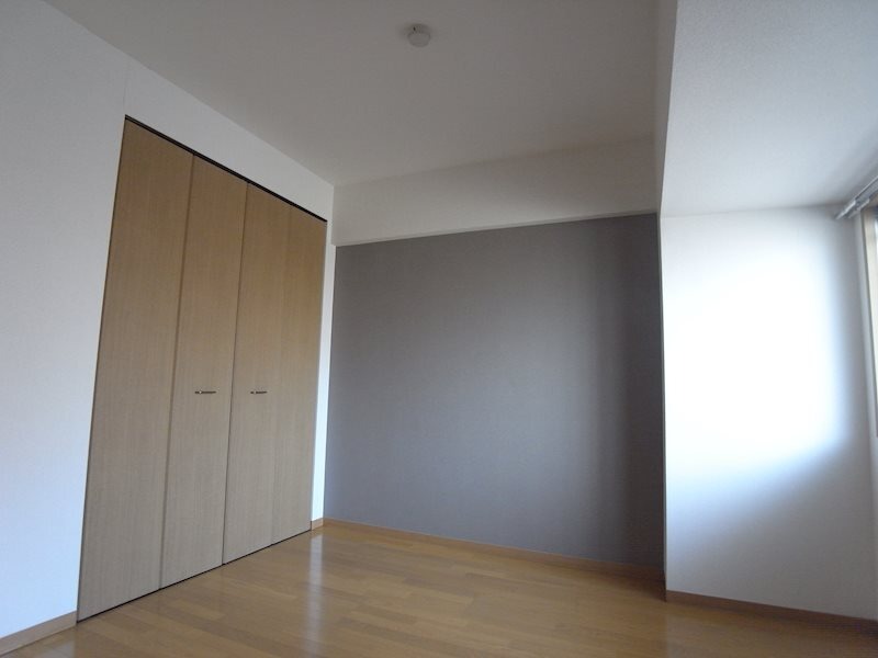 ��ʌ�����s�̉ƂP���ڂ̃}���V�����̂��̑������E�X�y�[�X