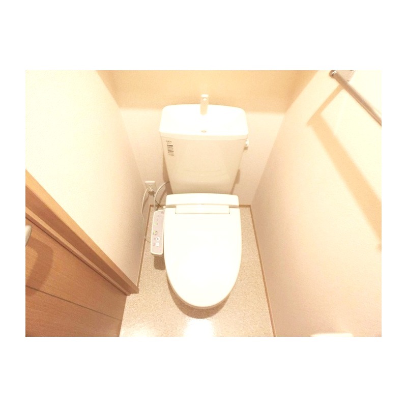 ��ʌ������s�ԌI�S���ڂ̃A�p�[�g�̃g�C��