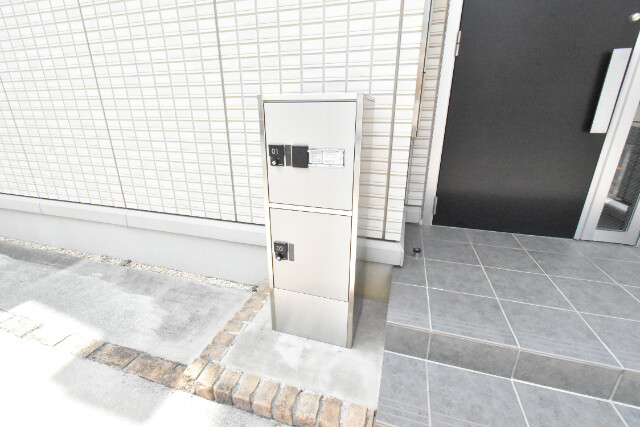 ��ʌ������s�ԌI�S���ڂ̃A�p�[�g�̂��̑�