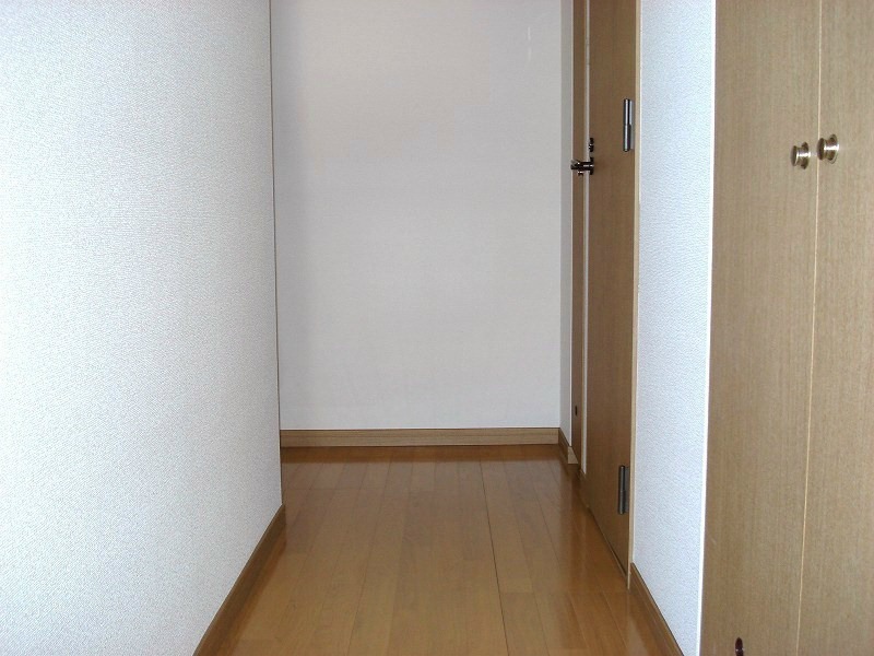 ��ʌ�����s�̉ƂP���ڂ̃}���V�����̂��̑�