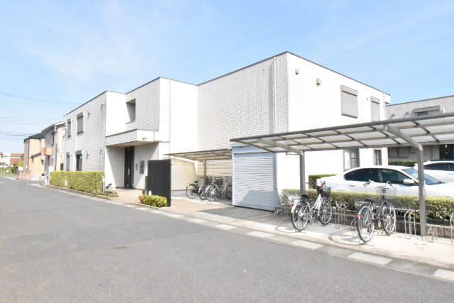 ��ʌ�����s�厚���s�����̃}���V�����̌����O��