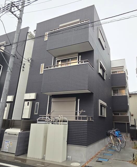 ��ʌ��������܎s�����擌��{�V���ڂ̃A�p�[�g�̌����O��